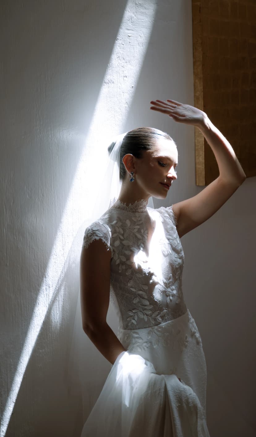 Detalle de maquillaje en editorial